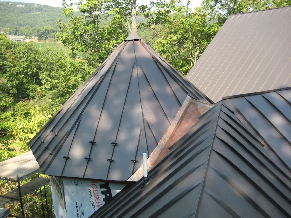 Professional Roof Tarp Installation by Craftsman Roofing in Taylor Road